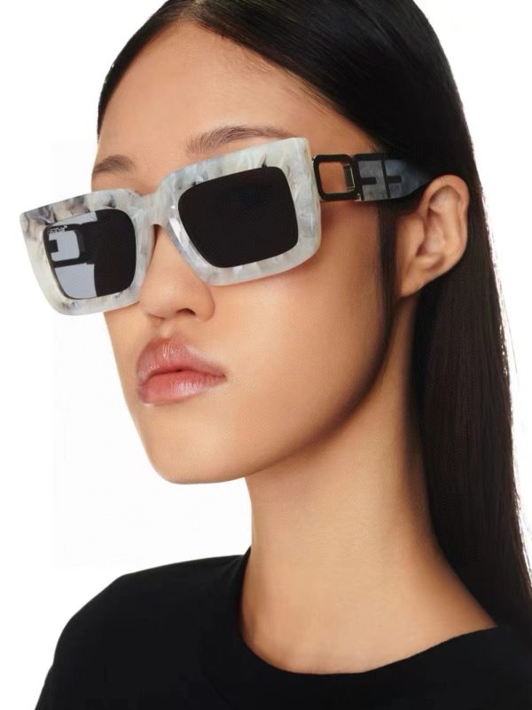 OFF WHI*E Eyewear SIZE: 53-22-145