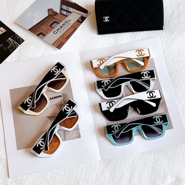 CC* Eyewear SIZE: 51-22-135