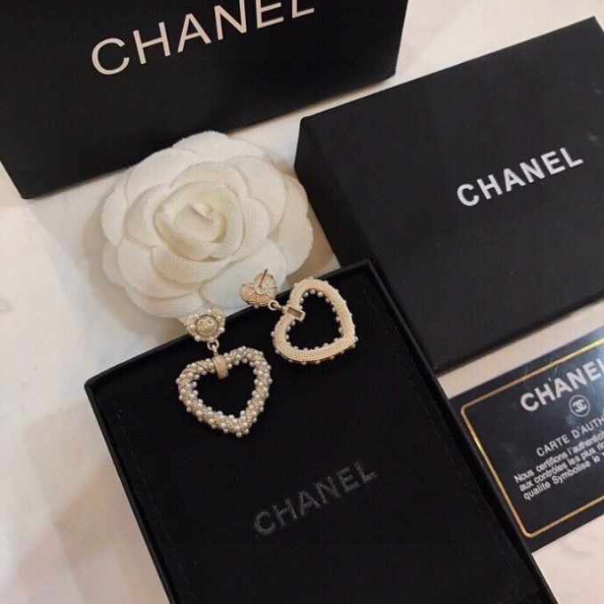 cc Earrings - Image 4