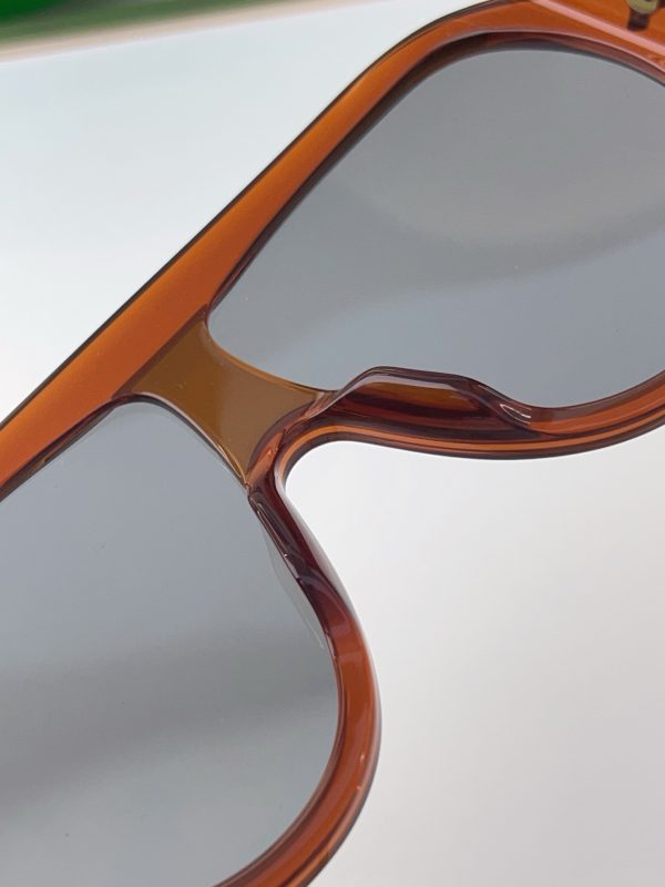 BOTTEG* VENE*A Eyewear SIZE: 132-1-120