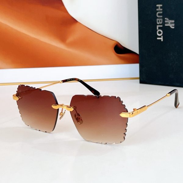 HUBL*T Eyewear SIZE: 61-15-145