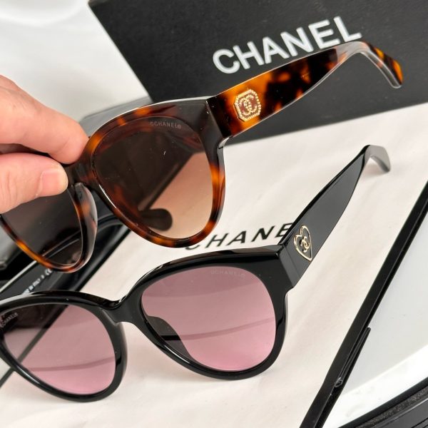 CC* Eyewear SIZE: