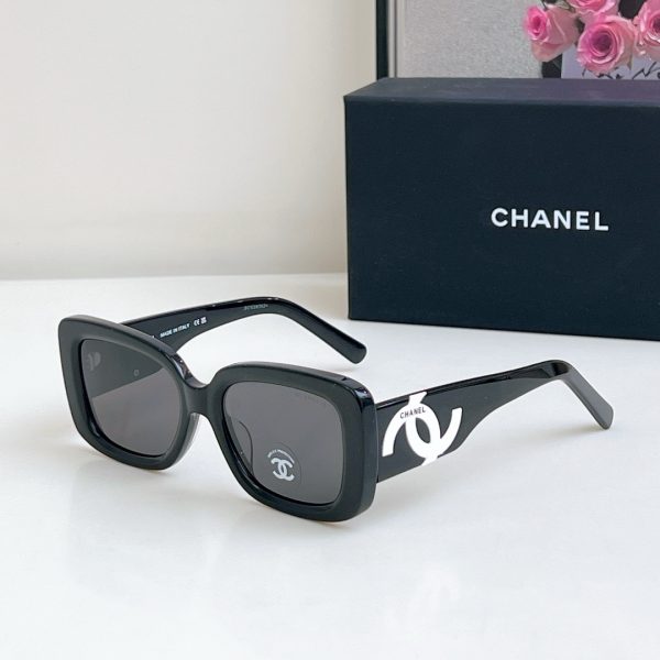 CC* Eyewear SIZE: 53-19-145