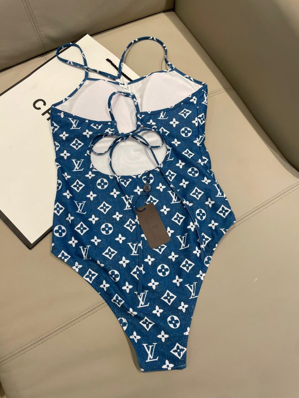 L* Swimwear #42