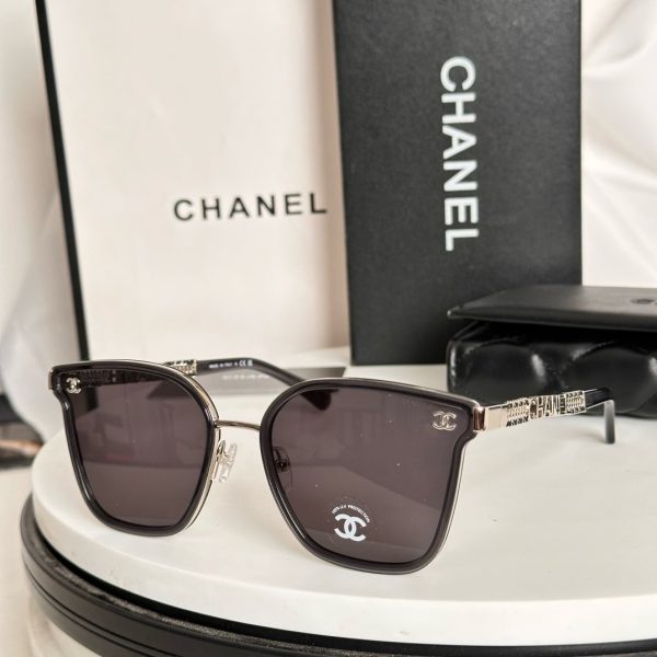 CC* Eyewear SIZE: 54-18-140