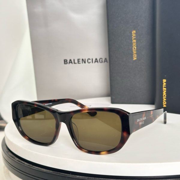 BALE**IAGA Eyewear SIZE: 57-17-145