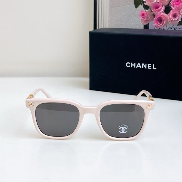 CC* Eyewear SIZE: 52-22-145