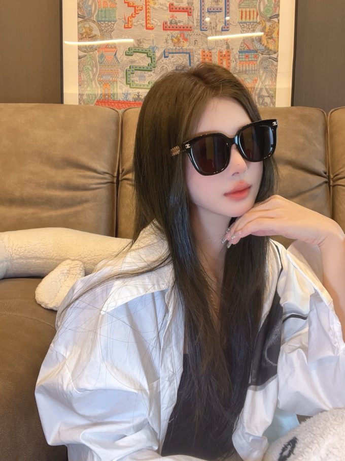 CC* Eyewear SIZE: 55-20-145 - Image 11