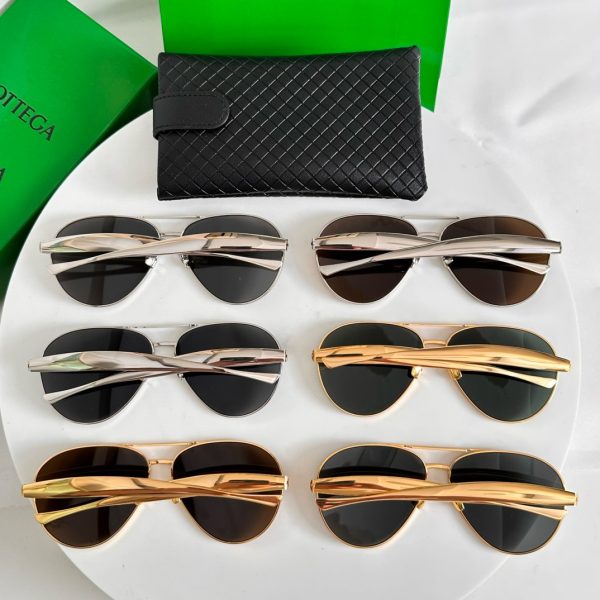 BOTTEG* VENE*A Eyewear SIZE: 64-13-135