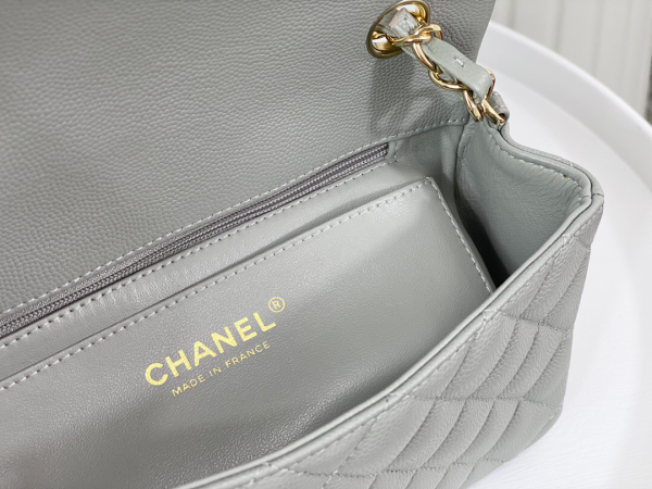 CC Classic Flap Caviar Shoulder Bag 20Cm For Ladies Light Gray Wiht Gold
