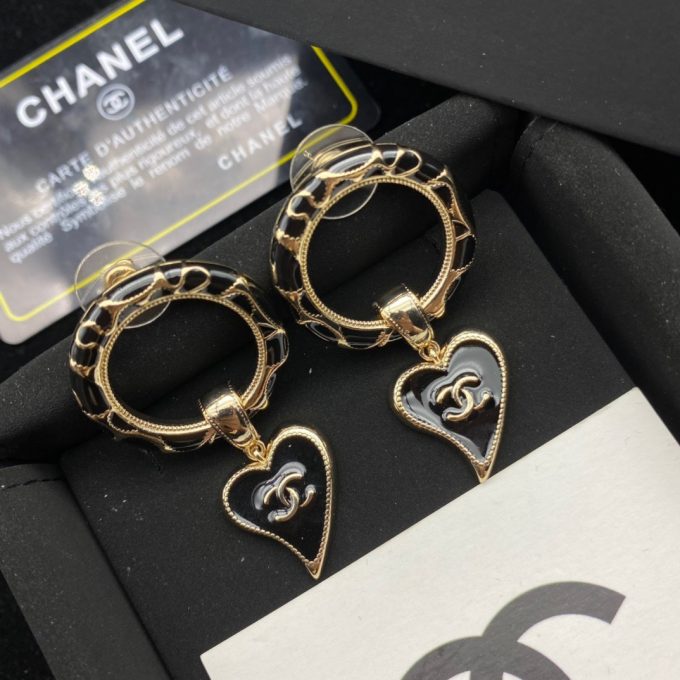 cc Earrings - Image 4