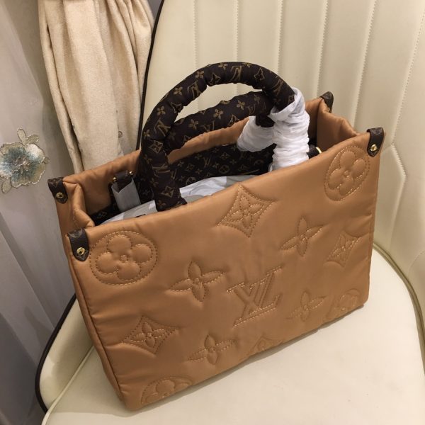 Louis new arrival winter onthego bag