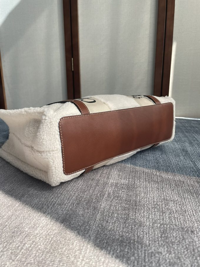 CH winter new styles Woody tote bag white - Image 3