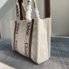 CH winter new styles Woody tote bag white