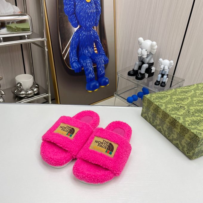 Trendy Co-Branded Wool Slippers - Image 10