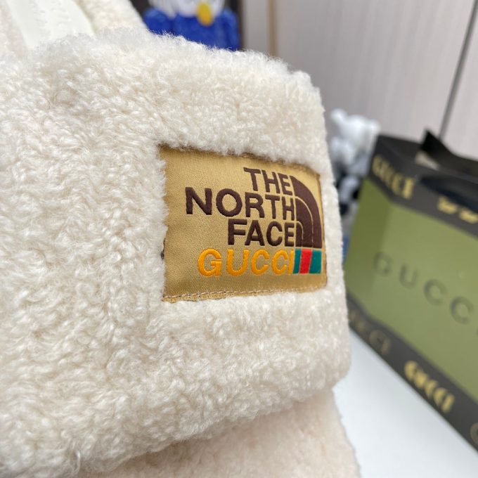 Trendy Co-Branded Wool Slippers - Image 3