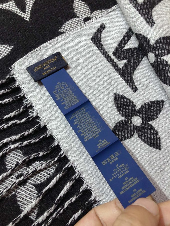 Louis new arrival scarf size: 45*200 cm 007 - Image 18