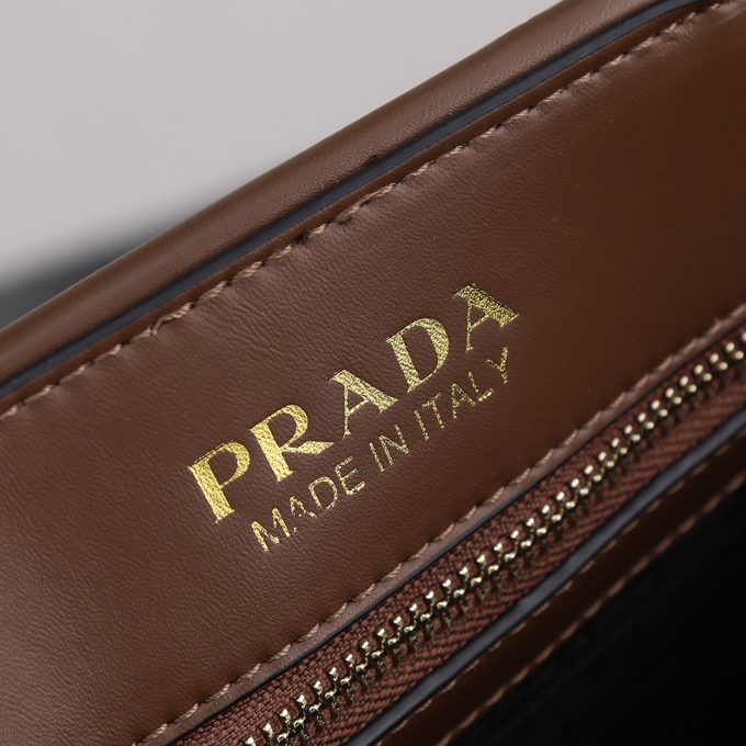 PP big size leather Symbole bag with topstitching - Image 4