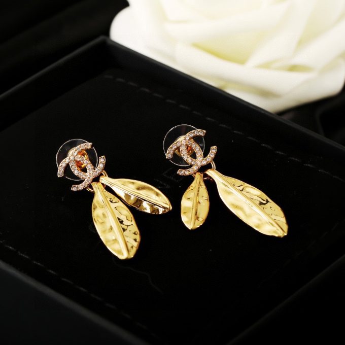 cc New Arrival Earrings 021 - Image 3