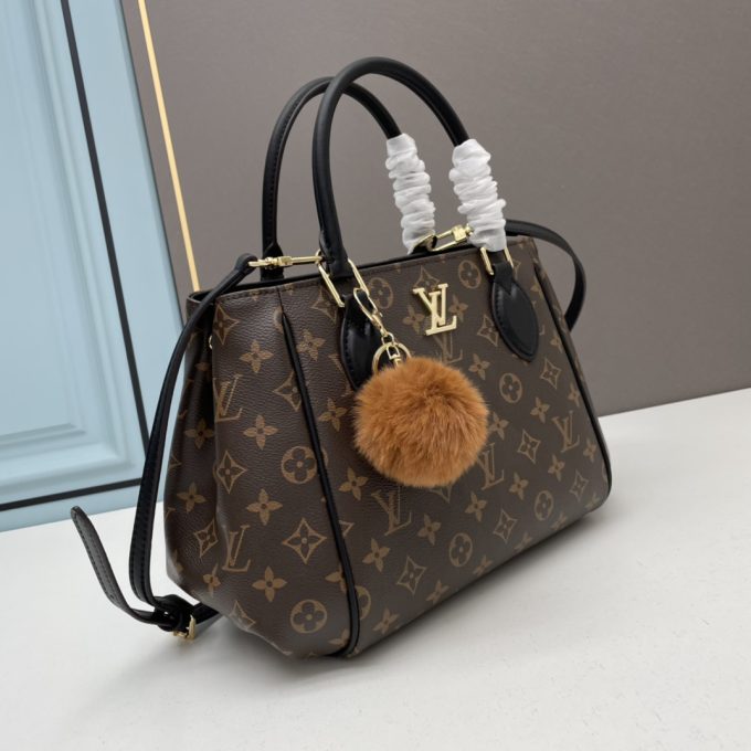 Louis new arrival handbag size: 33-22-16cm - Image 10