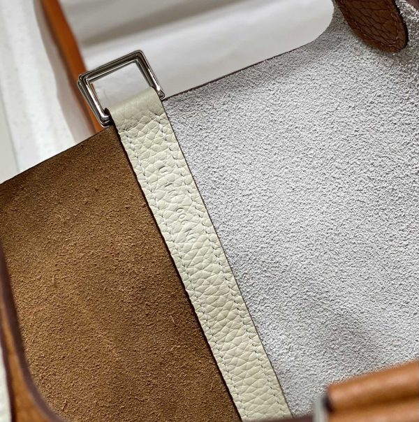 Her new arrival picotin togo leather size: 18 cm