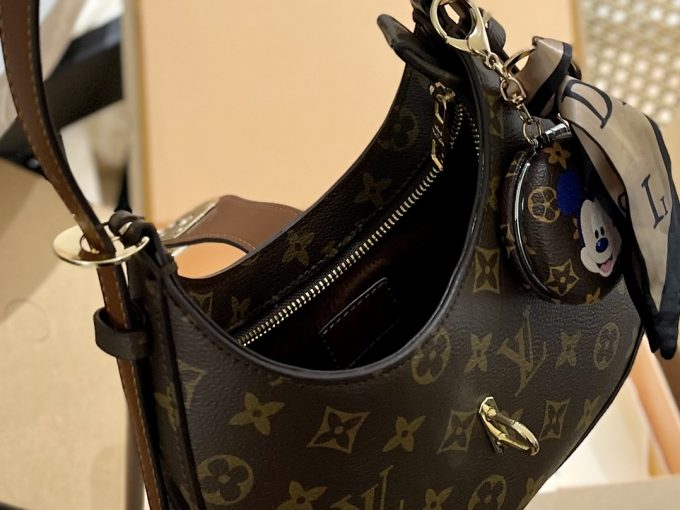 Louis new arrival Bagatelle bag size:  22 cm - Image 4