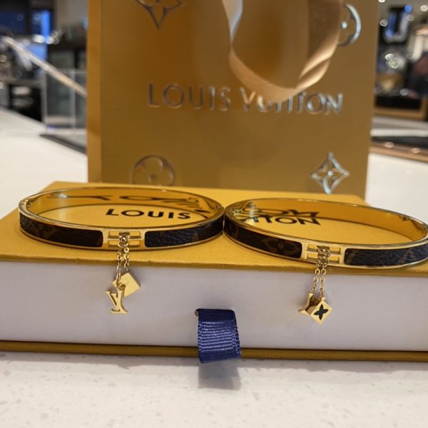 Lv New Arrival Bracelet 0011-22cm