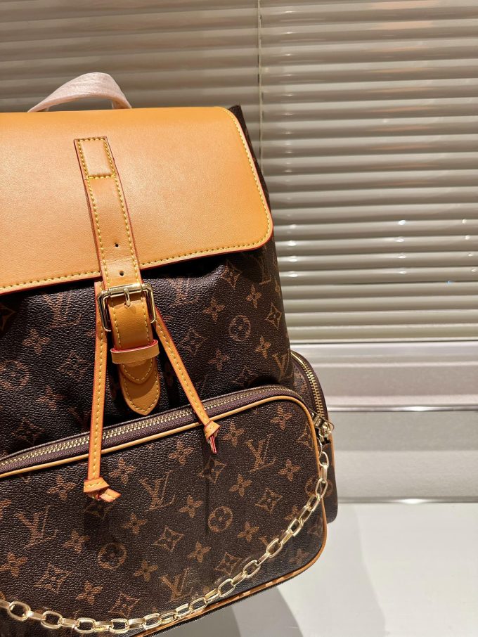 Louis Petite Malle Monogram backpack bag size : 37*45 cm - Image 9
