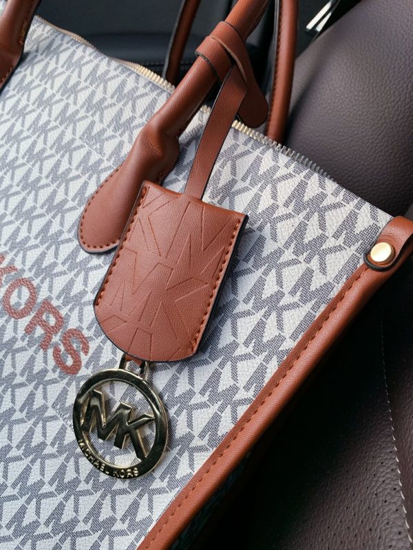 MK Tote Mirella bag size :36.5cm*28cm*12cm