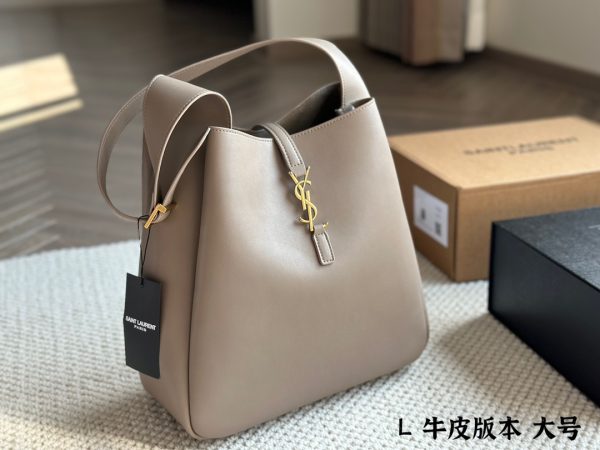 Y rose hobo new arrival bag size: 31*34cm