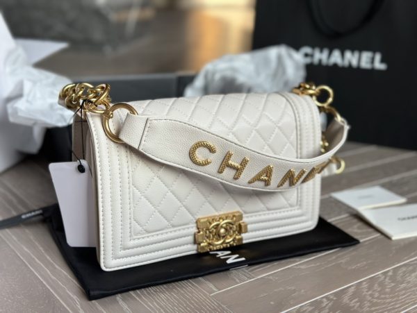 CC  leboy20ss 25*15cm Caviar leather