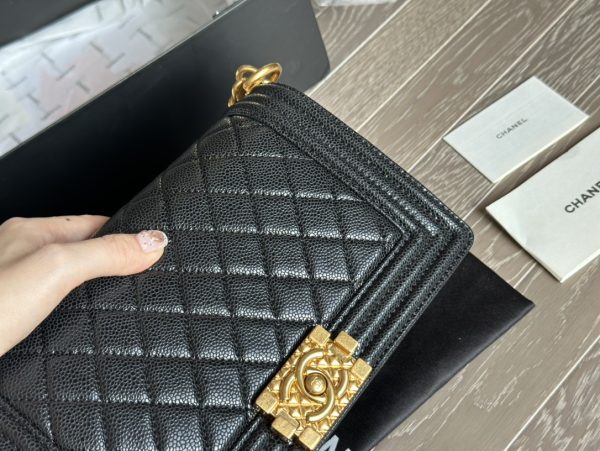 CC  leboy20ss 25*15cm Caviar leather