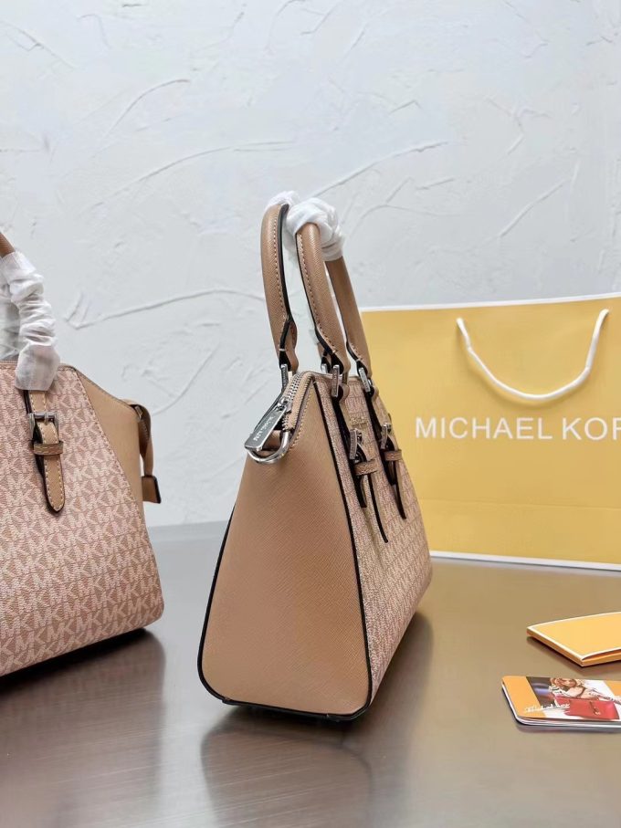 MK new arrival handbag - Image 8
