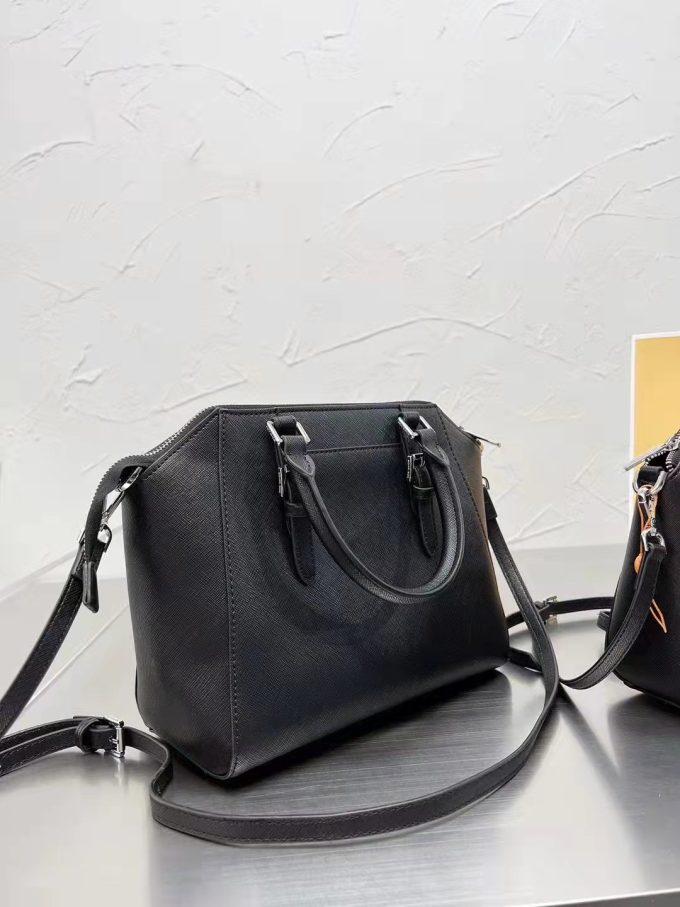 MK new arrival handbag - Image 17