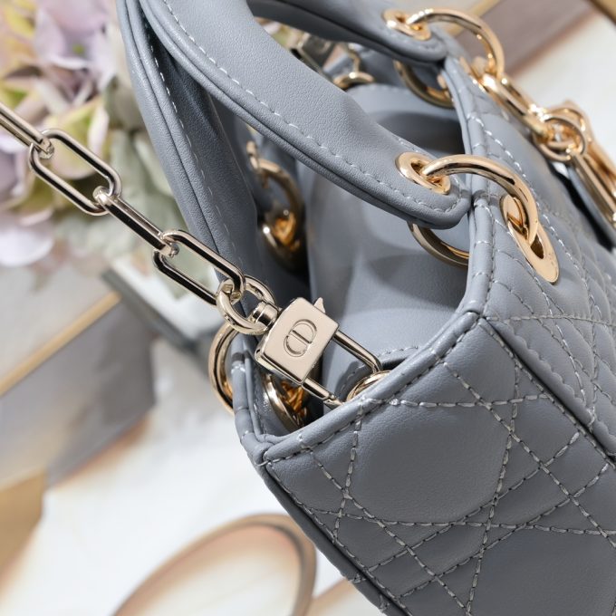 D new arrival D-Joy tote lady bag size；16*5.5*10 cm - Image 7