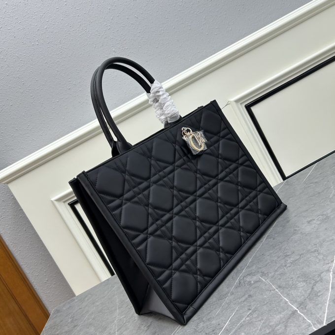 D new arrival tote bag size: 41x32x17 - Image 9