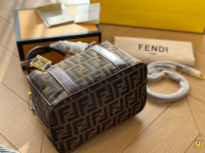 Fen Baguette new arrival bag size ; 27* 16 cm - Image 5