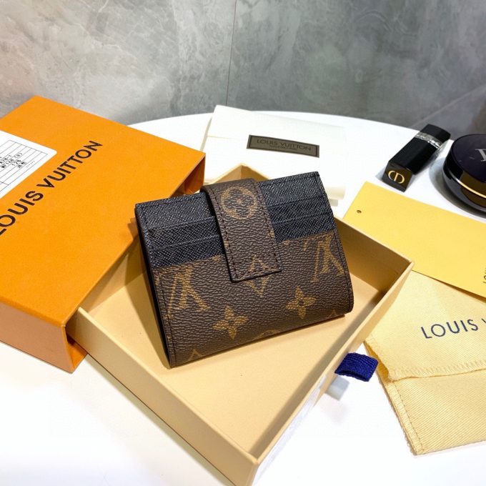 Louis new arrival wallets size: 9x9 cm - Image 2