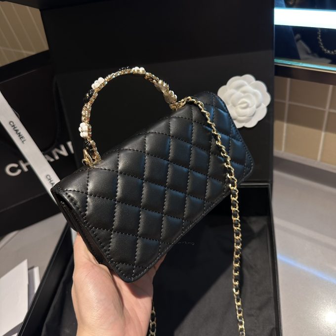 cc woc new arrival bag size : 19 cm - Image 11