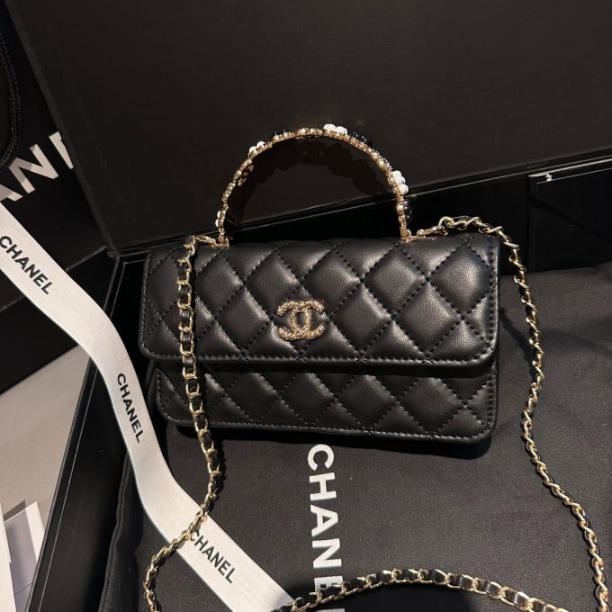 cc woc new arrival bag size : 19 cm - Image 13