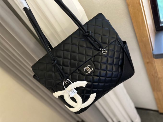 cc new arrival tote bag size: 36 * 30 cm - Image 3