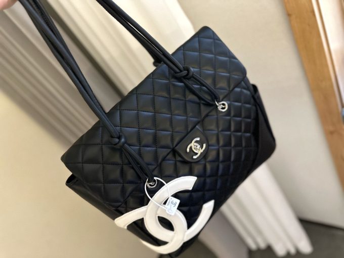 cc new arrival tote bag size: 36 * 30 cm - Image 6