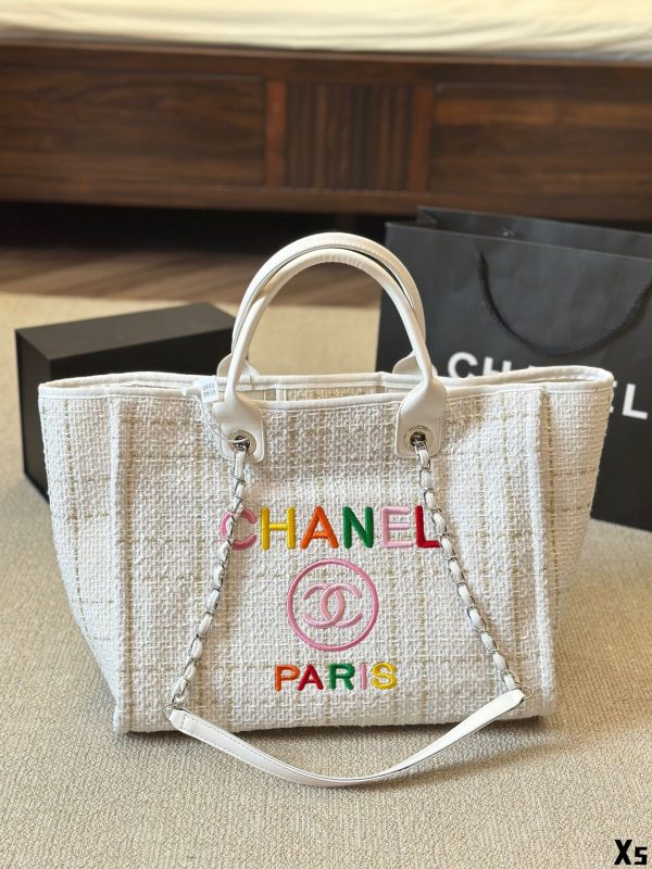 cc new arrival tote bag size : 37*32 cm