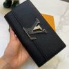 L Capucines men wallet size：20*11*2.5 cm
