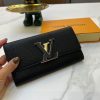 L Capucines men wallet size：20*11*2.5 cm
