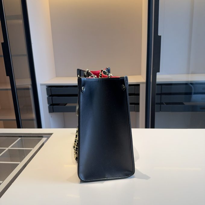 cc new arrival tote bag - Image 3