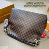 Louis artsy new arrival size : 41* 30 cm