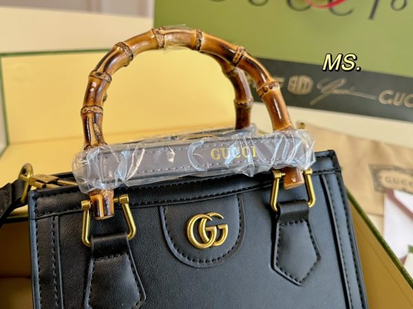 GG Diana tote bag size: 20??16 cm