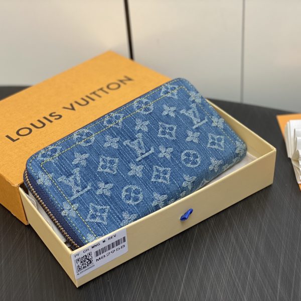 Louis new arrival Zippy Monogram denim wallet size: 19.5*10.5*2.5cm