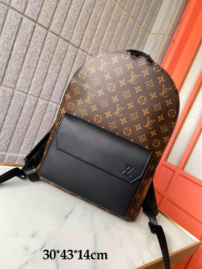 Louis new arrival 🇲🇱Aerogram backpack bag size : 43 x 30 x 14 cm - Image 2